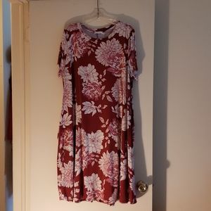 Soft, comfortable, pretty gently used dress